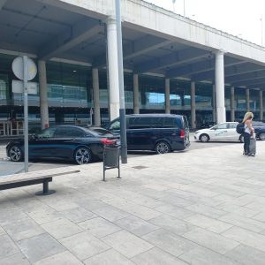 Go!! #aeroportbarcelona #aerobusbarcelona#viajar#restaurant#taxi#aena #lloguer #alquilervacacional#transport #excursiones