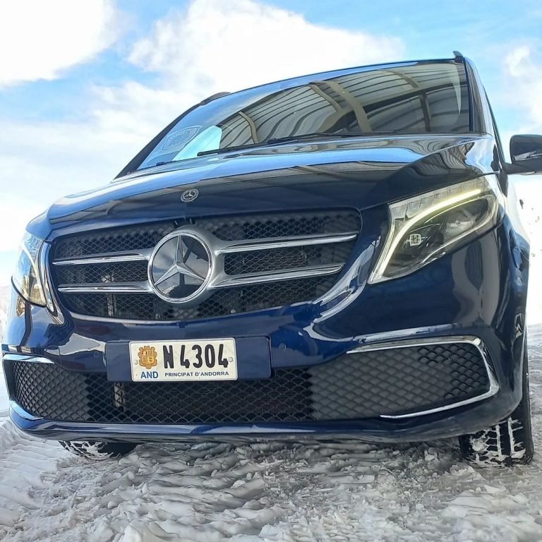 Profesionalidad, puntualidad y calidad en el servicio de taxi. Le recogemos en su domicilio, en el Aeropuerto, en el Hotel, en su Empresa y le trasladamos a cualquier punto de Andorra, España o Francia, o donde usted precise. Todos nuestros vehículos de Taxi son de gama alta desde 4 a 7 plazas. Nuestros profesionales son puntuales, amables, discretos y competentes en el desempeño de su trabajo. Su principal objetivo es que el cliente quede satisfecho por el servicio de Taxi privado vip recibido. Recogemos en los Aeropuertos a directivos, profesionales, clientes o familiares. Les esperamos en el hall del Aeropuerto con un cartel, les ayudamos con el equipaje y los trasladamos a su destino. El mejor servicio de taxi privado de Andorra, pídanos presupuesto para sus viajes o servicios especiales a disposición. Taxis Mercedes Andorra Barcelona by CCV SERVEIS Carrer de les Escoles – Edifici Antonio 4rt 3a SANT JULIÀ DE LÒRIA Tel. +376631499 info@taxismercedesandorra.com mk.europa@gmail.com Profesionalidad, puntualidad y calidad en el servicio de taxi. Le recogemos en su domicilio, en el Aeropuerto, en el Hotel, en su Empresa y le trasladamos a cualquier punto de Andorra, España o Francia, o donde usted precise. Todos nuestros vehículos de Taxi son de gama alta desde 4 a 7 plazas. Nuestros profesionales son puntuales, amables, discretos y competentes en el desempeño de su trabajo. Su principal objetivo es que el cliente quede satisfecho por el servicio de Taxi privado recibido. Recogemos en los Aeropuertos a directivos, profesionales, clientes o familiares. Les esperamos en el hall del Aeropuerto con un cartel, les ayudamos con el equipaje y los trasladamos a su destino. El mejor servicio de taxi privado de Andorra, pídanos presupuesto para sus viajes o servicios especiales a disposición.